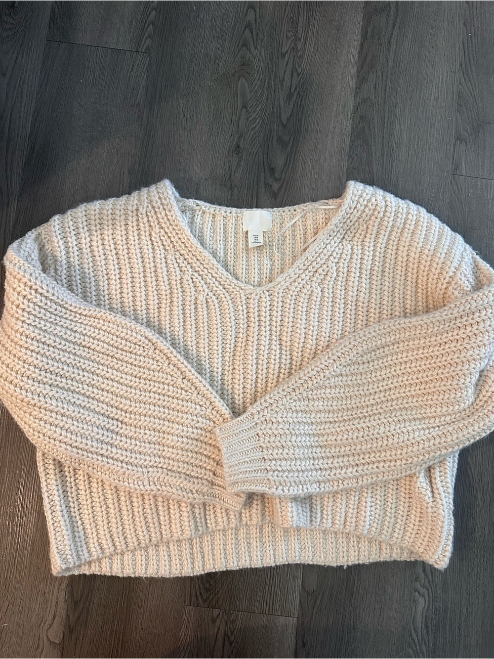 H&M Cozy Chunky V-Neck Sweater - Cream